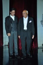 Shahrukh Khan, Yash Chopra at yash Chopra_s birthday in Yashraj Studio on 27th Sept 2012 (108).JPG